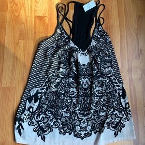 Women’s Express top